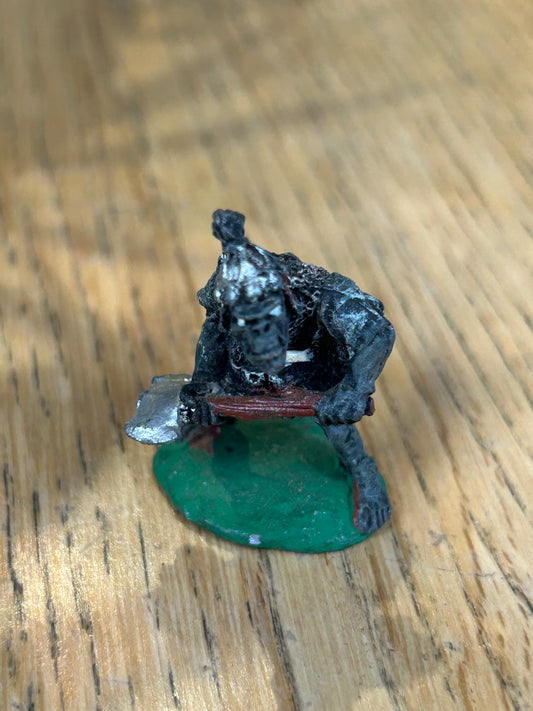 Citadel - Pre Slotta - Warhammer - C15 armoured Orc bodyguard -  with large axe 1984