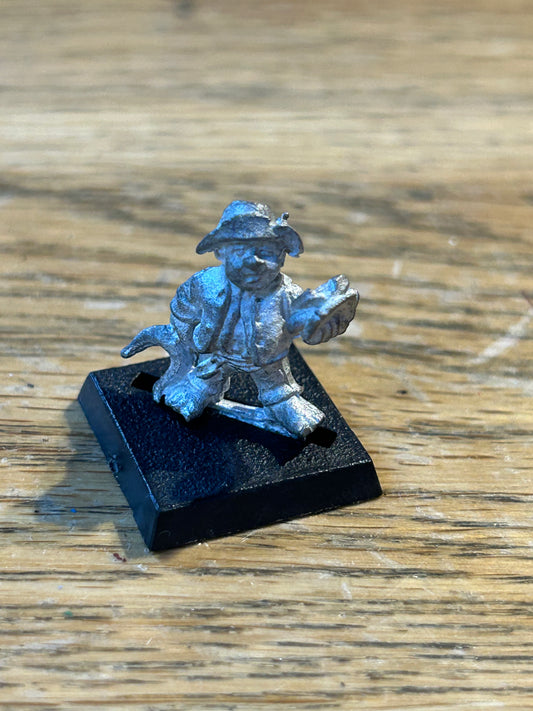 Citadel Warhammer 80s Empire C11 Halfling Bargol