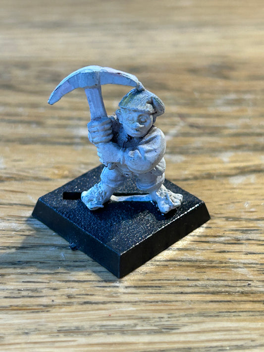 Citadel Warhammer 80s Empire C11 Halfling ferdol
