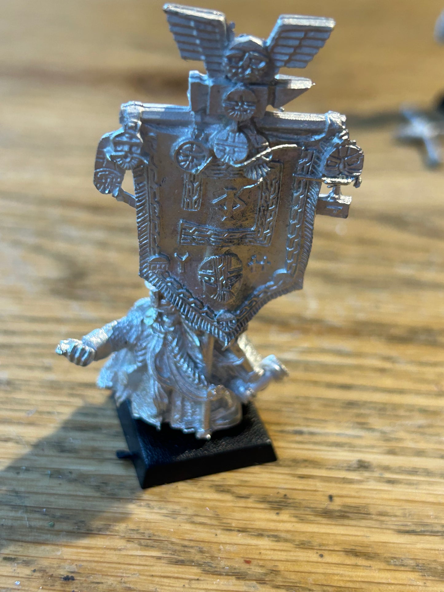 Warhammer Fantasy Dwarf  Battle Standard bearer metal