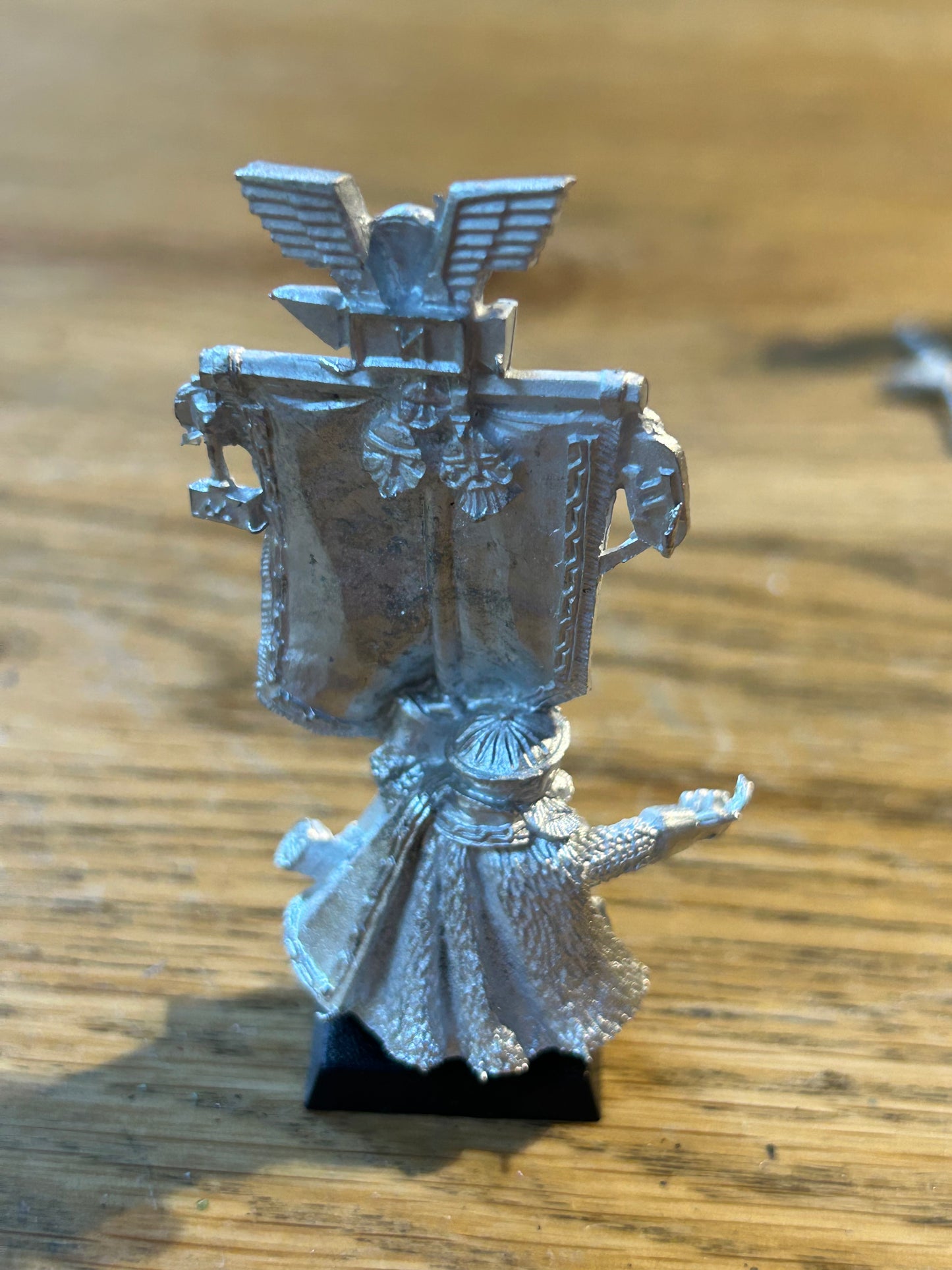 Warhammer Fantasy Dwarf  Battle Standard bearer metal