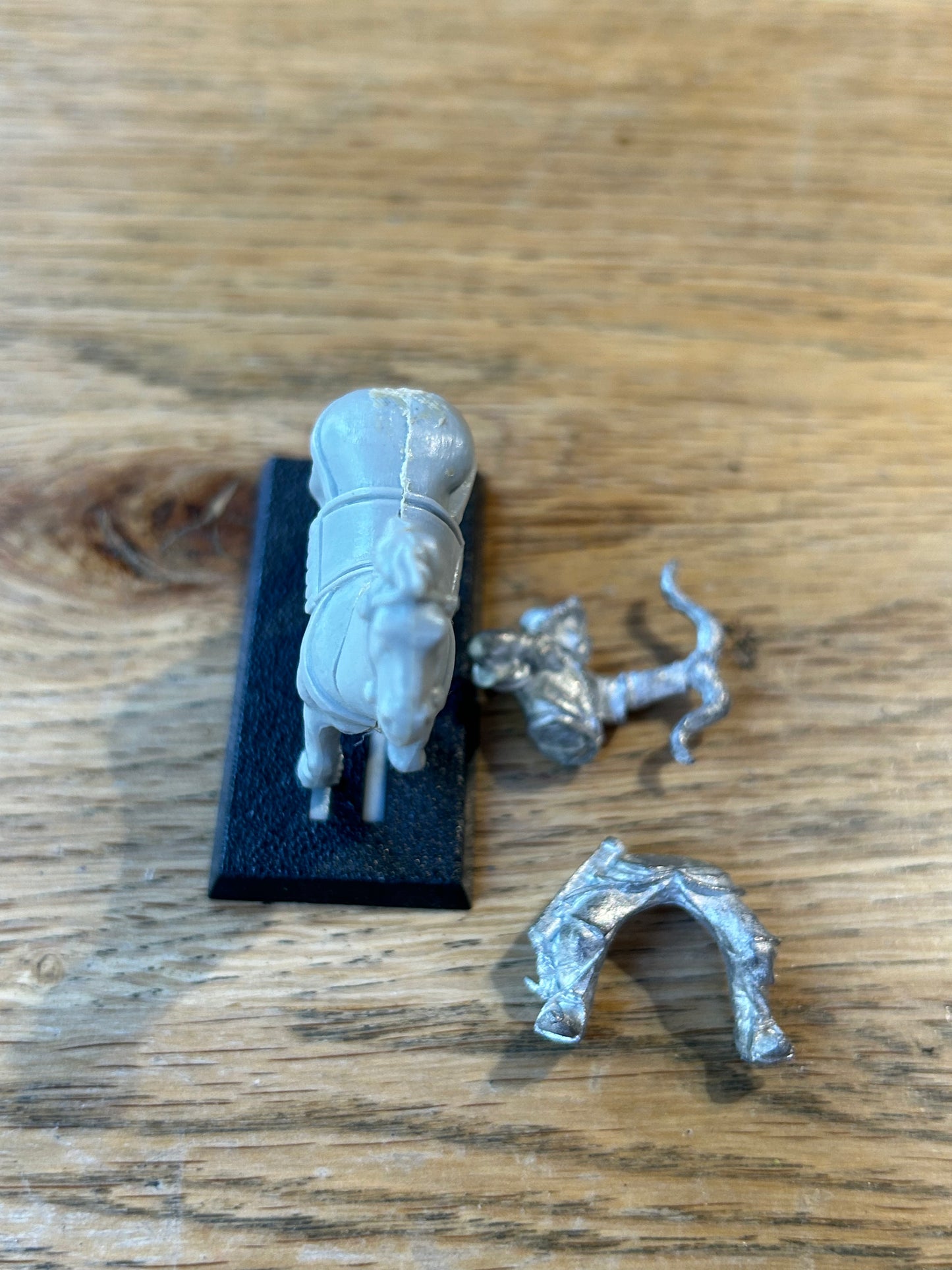 Warhammer Fantasy Old World Mounted Ungol Horse archer with bow