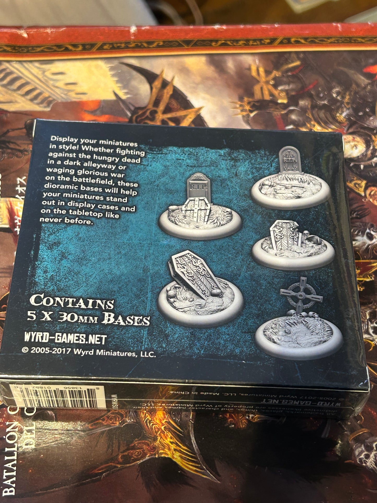 Wyrdscapes 30mm Graveyard Bases sealed box