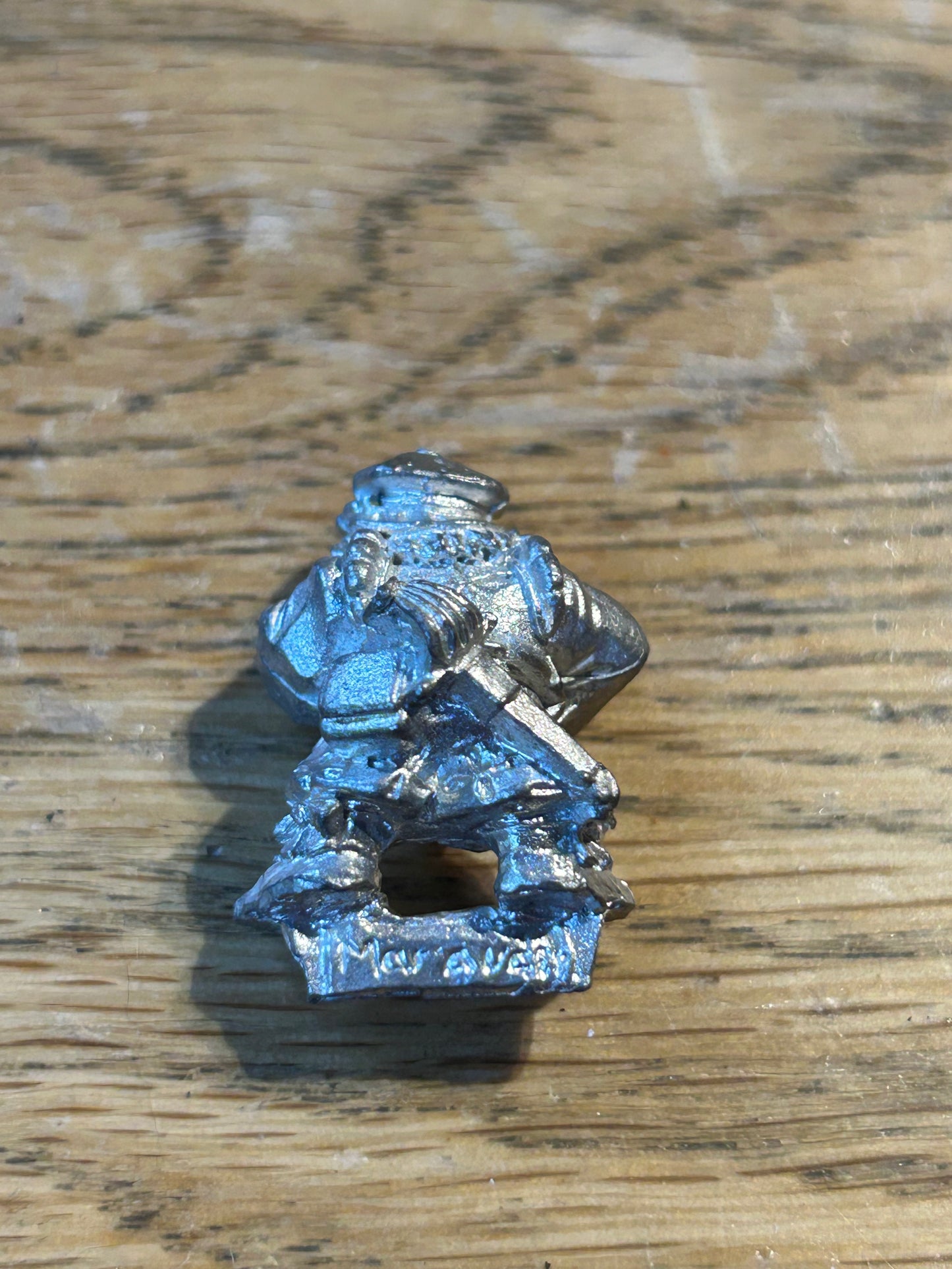 Warhammer fantasy marauder dwarf crossbowman body (no plug in crossbow with hands)