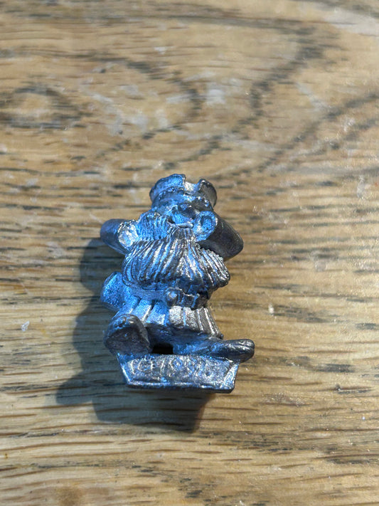 Warhammer fantasy marauder dwarf crossbowman body (no plug in crossbow with hands)