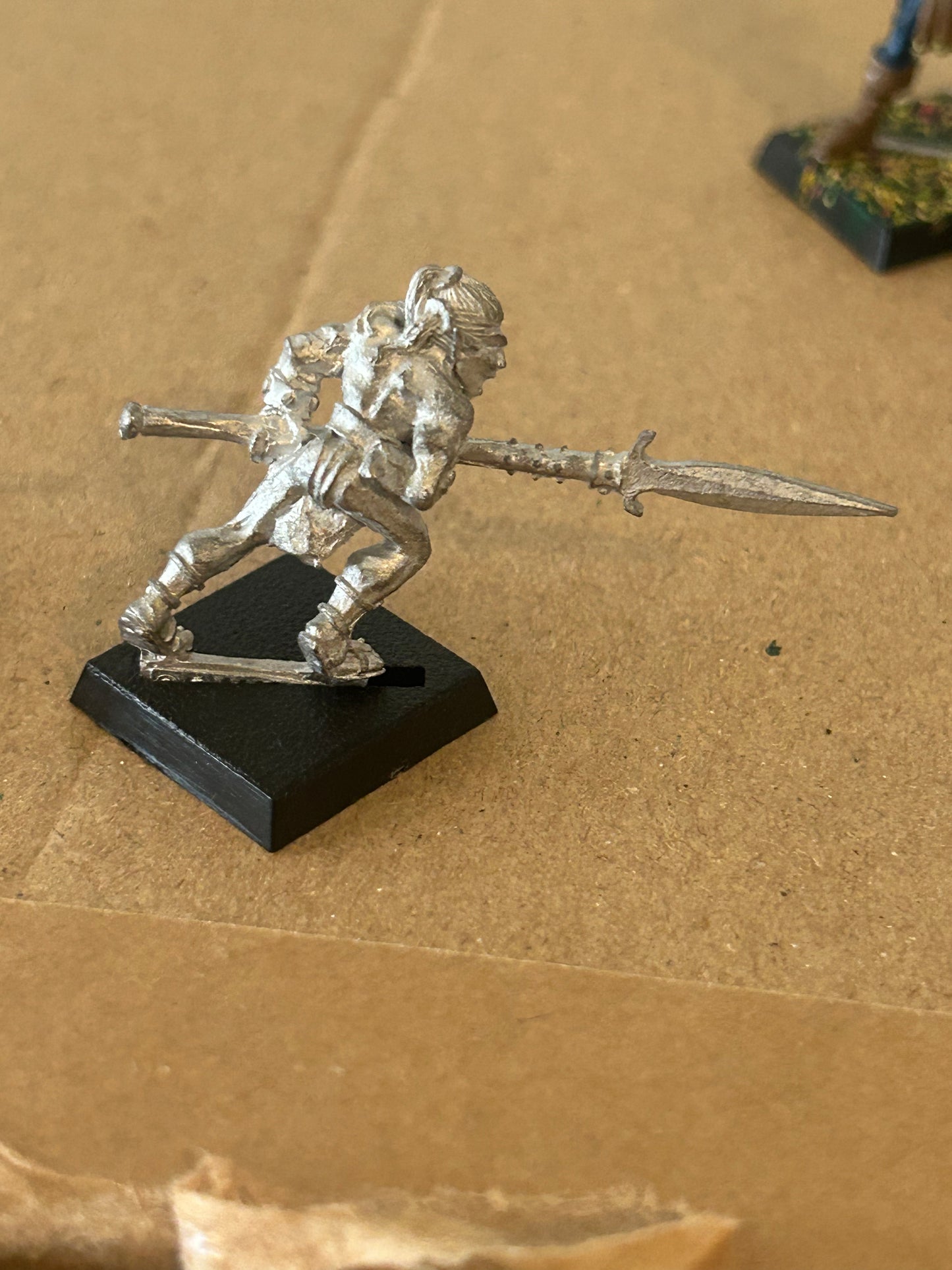 Warhammer Fantasy old world wood elf  wardancer with spear