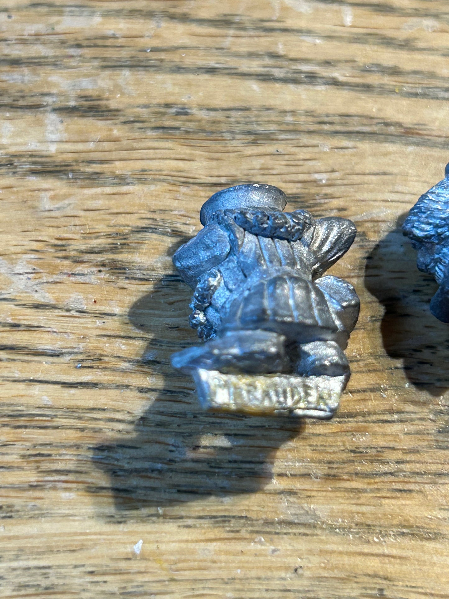 Warhammer fantasy marauder dwarf crossbowman body (no plug in crossbow with hands)