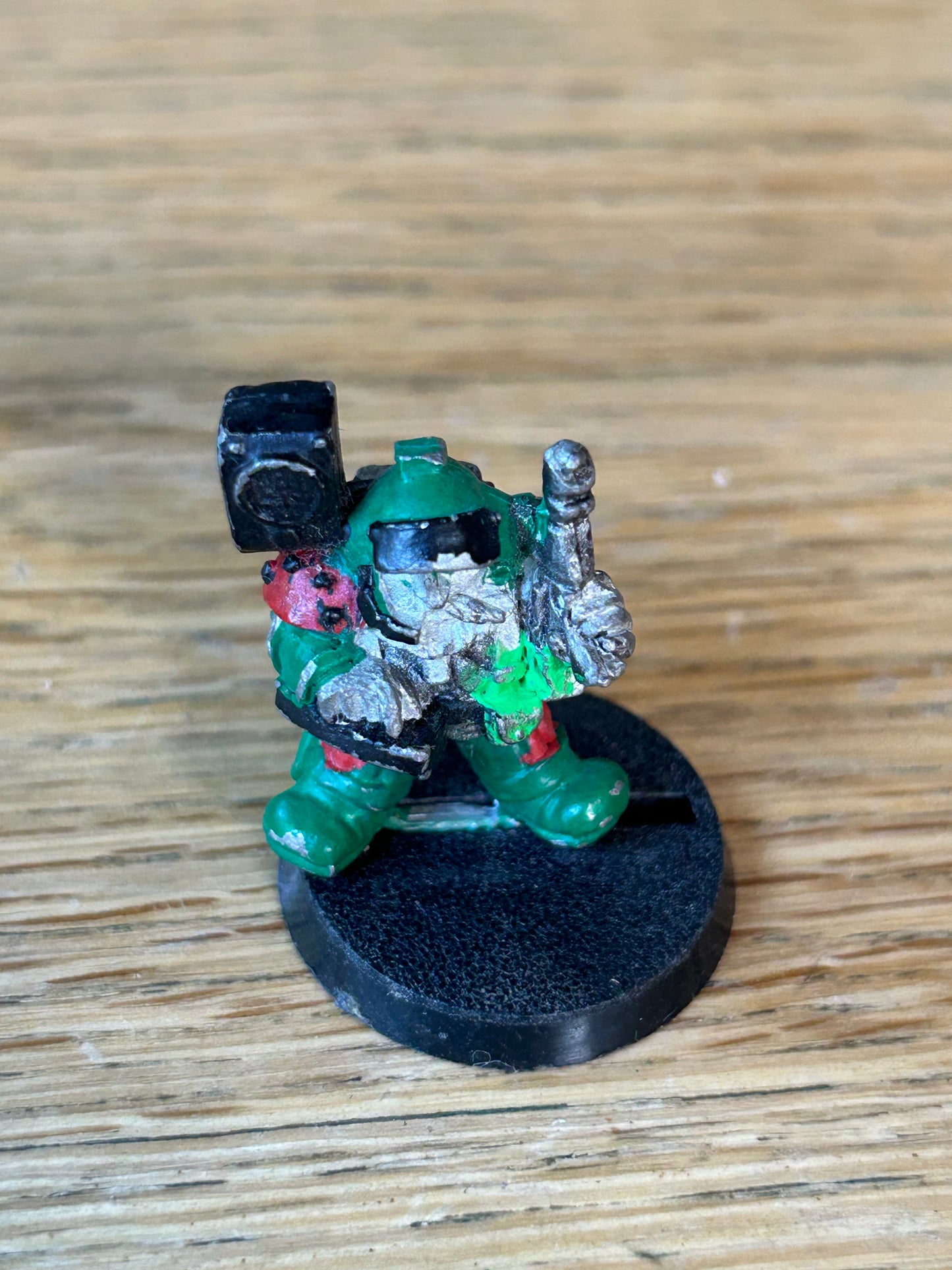 Musician Squat Rogue Trader / Space Dwarf Warhammer 40000 metal