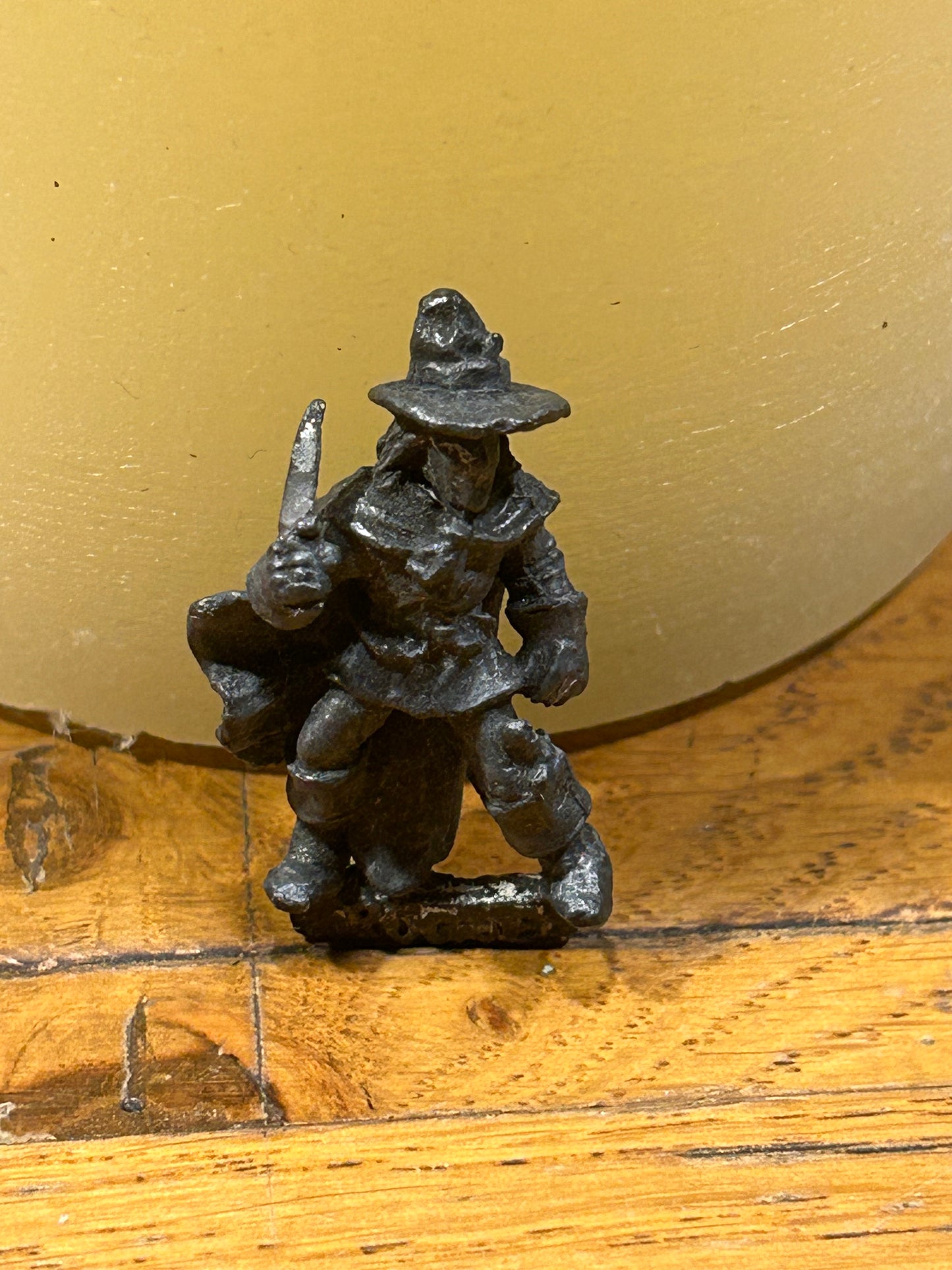 Metal Citadel C33 Mounted Adventurers Rogue on Foot