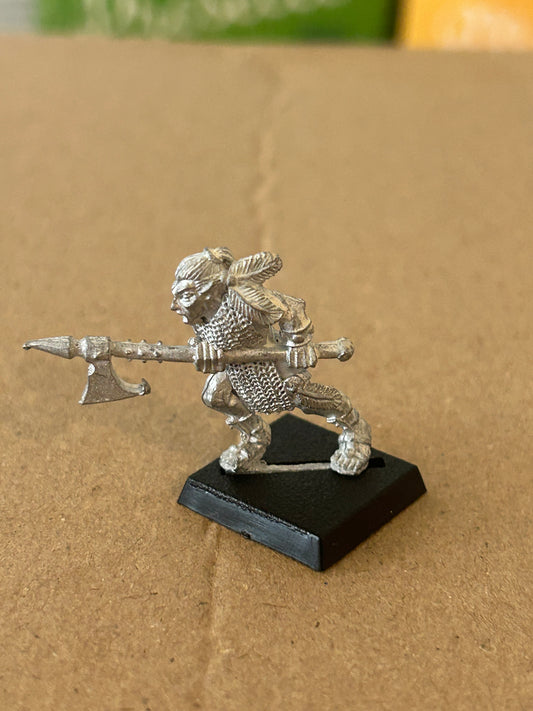Warhammer Fantasy old world wood elf  wardancer with halberd