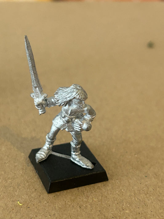 Citadel Warhammer classic 80s Elf Warrior Babd