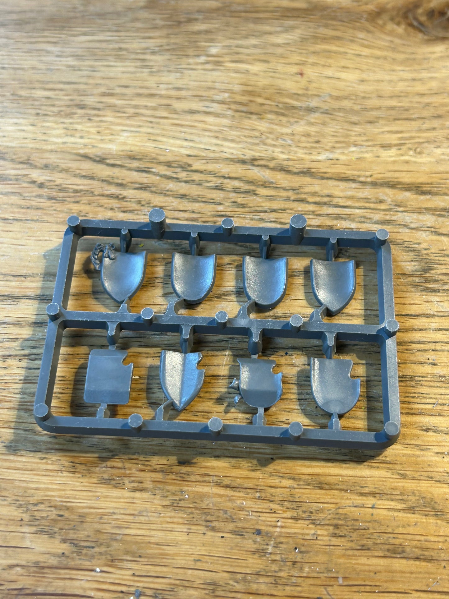 Warhammer fantasy empire shield Sprue