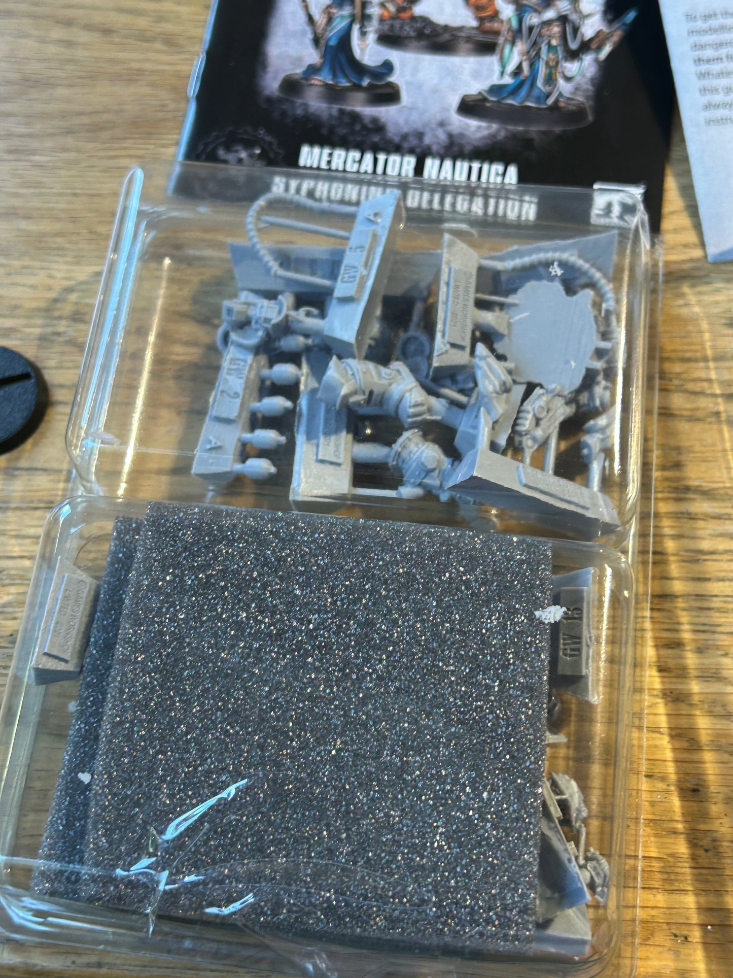 Mercator Nautica Syphoning Delegation  necromunda forge world boxed and new on Sprue