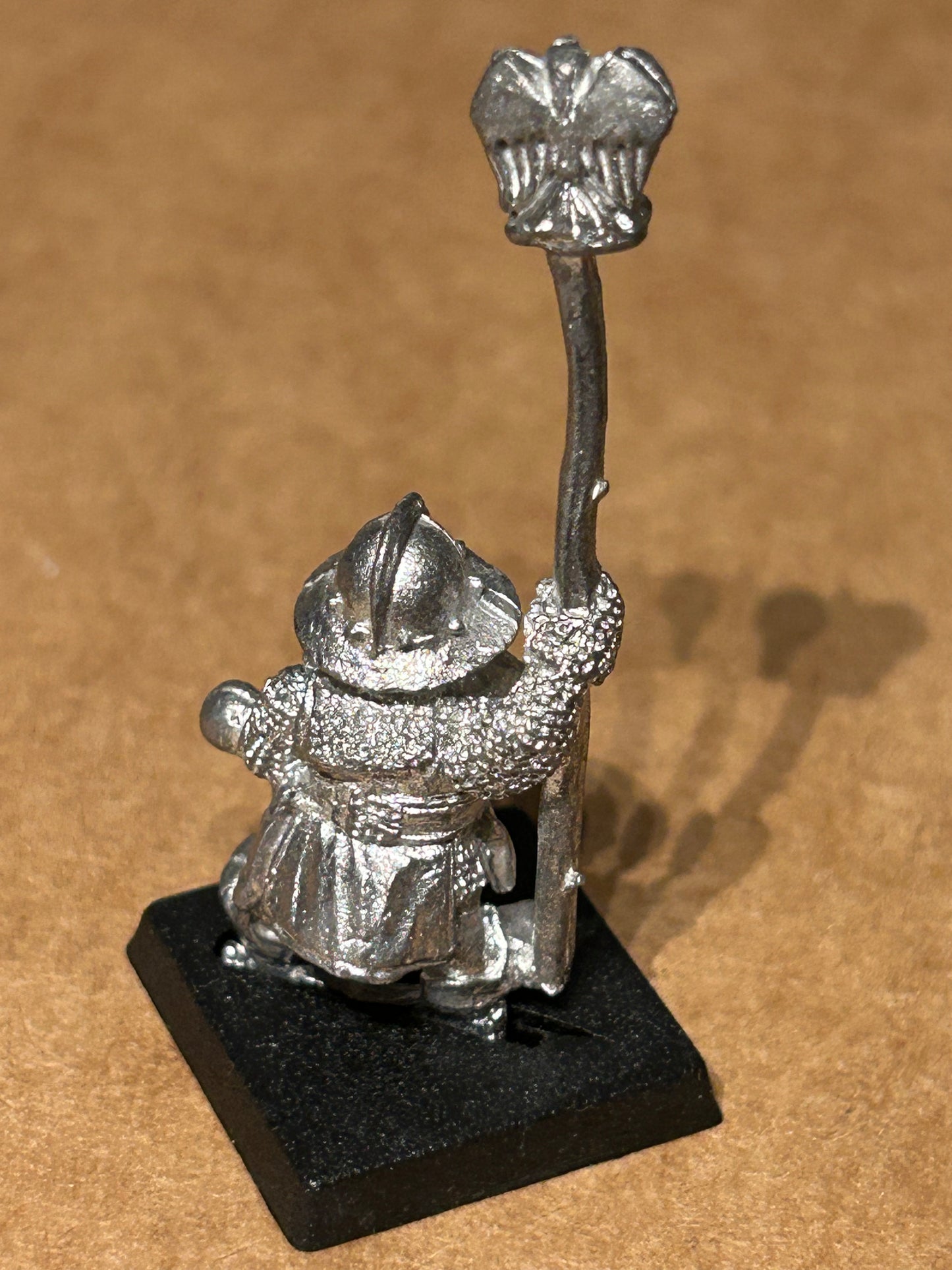 Warhammer fantasy imperial dwarf standard bearer