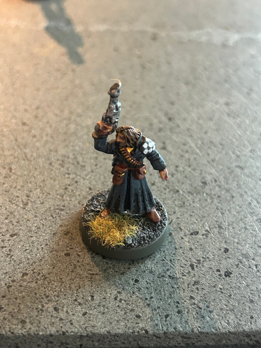 Chequer Gang Mercenary with Heavy Laser Pistol - Miniature
