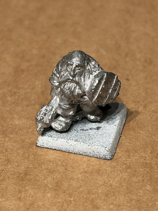 1985 Dwarf C06 tribesman Adventurer 0305 Citadel dwarf Warhammer fantasy  Fighter