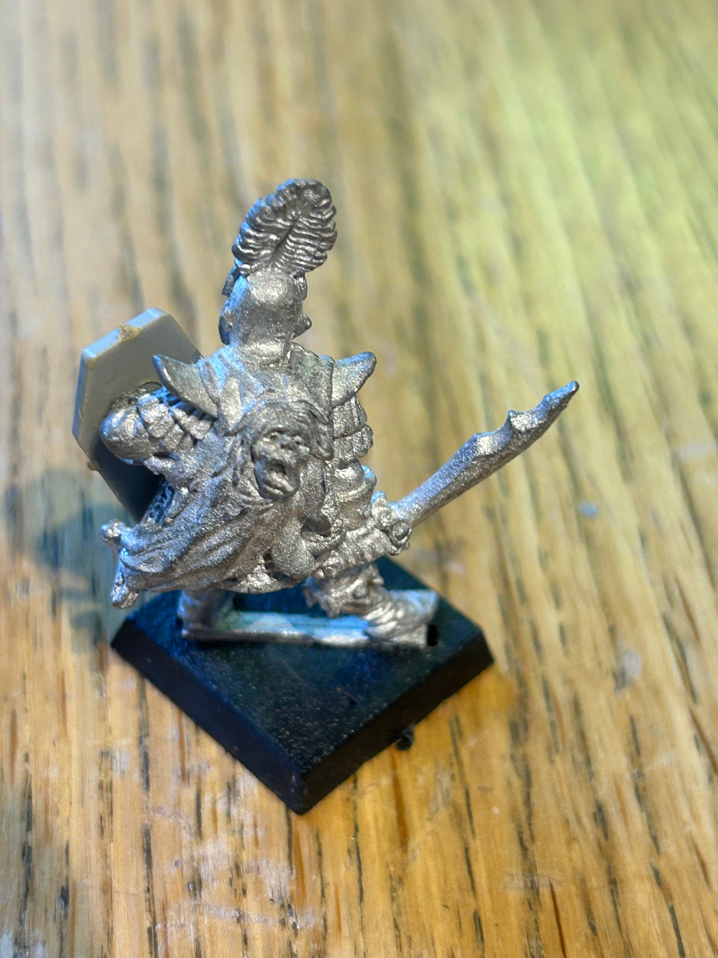 Citadel Warhammer 80s Reg Renown RR4 Mengil Manhide Dark Elf Command Leader