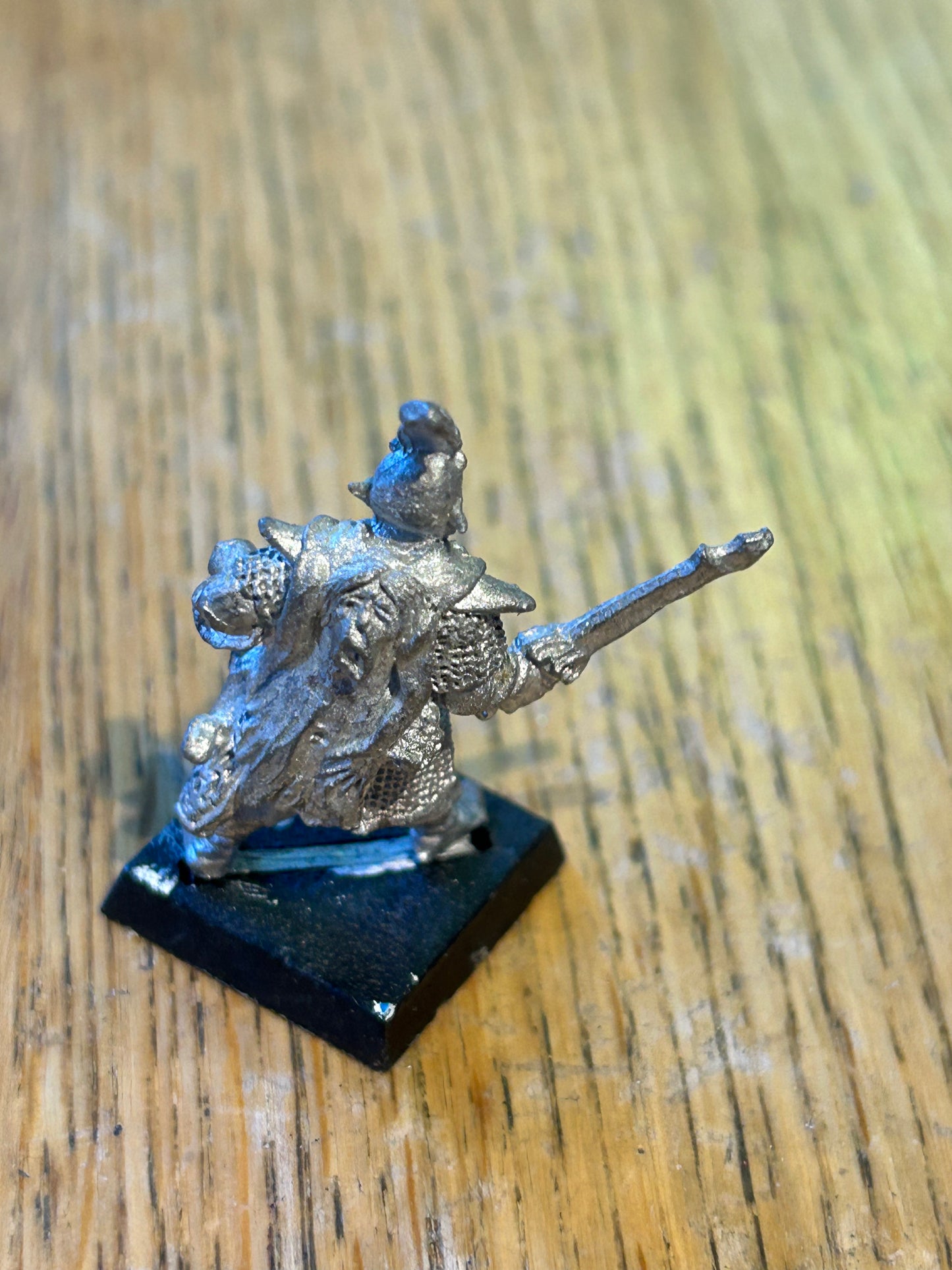 Citadel Warhammer 80s Reg Renown RR4 Mengil Manhide Dark Elf Trooper