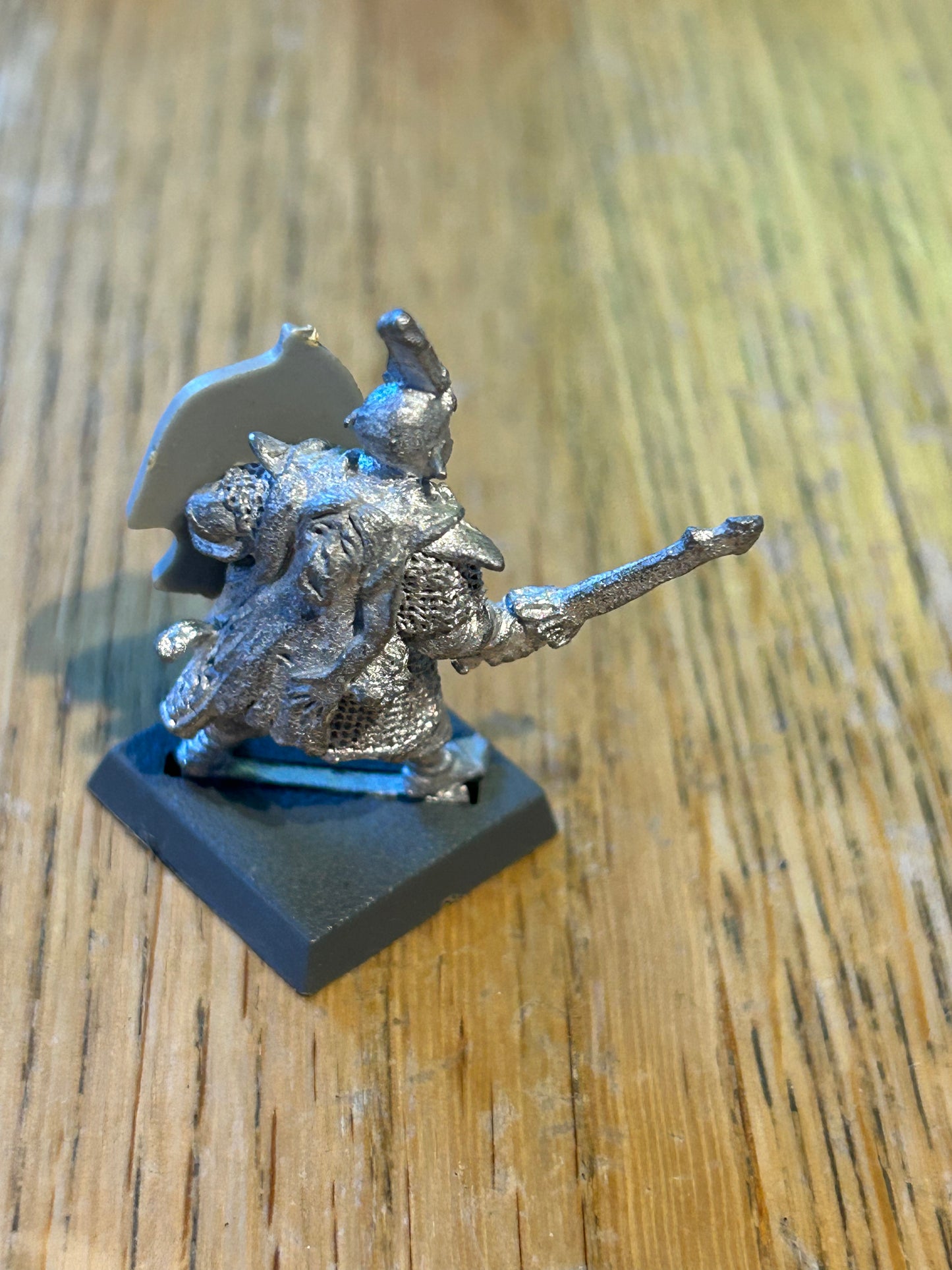 Citadel Warhammer 80s Reg Renown RR4 Mengil Manhide Dark Elf Trooper