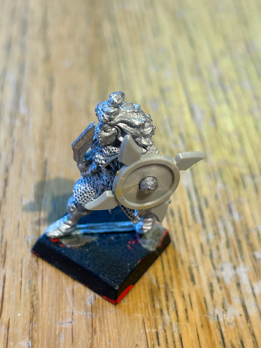 Citadel Warhammer Reg Renown RR4 Mengil Manhide Dark Elf Witch Elf