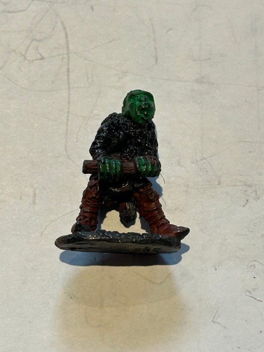 Citadel Warhammer 80s pre-slotta C10 Half Orc fighter (84-16)