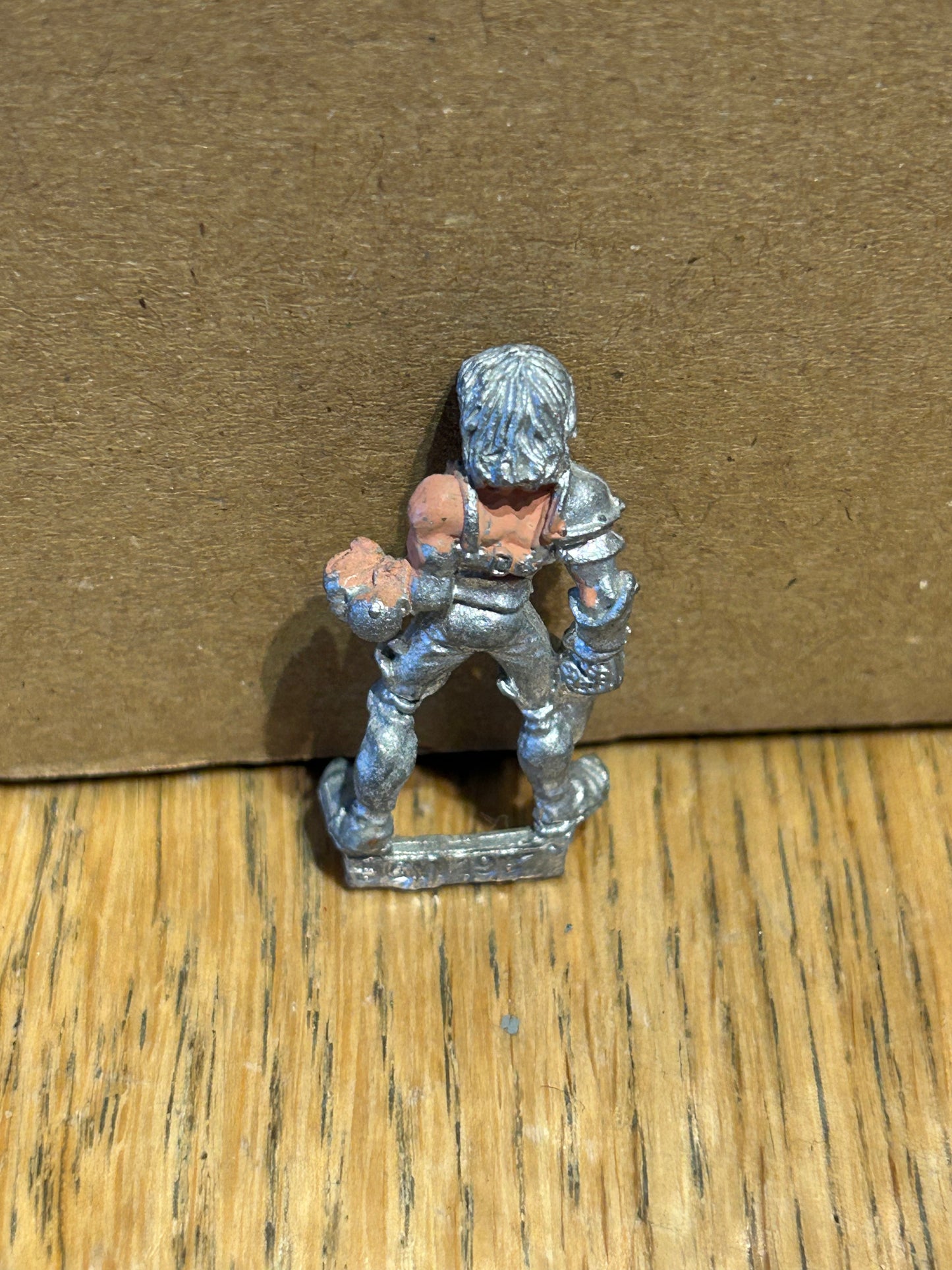 Warhammer Fantasy old world wood elf  wardancer with gauntlet
