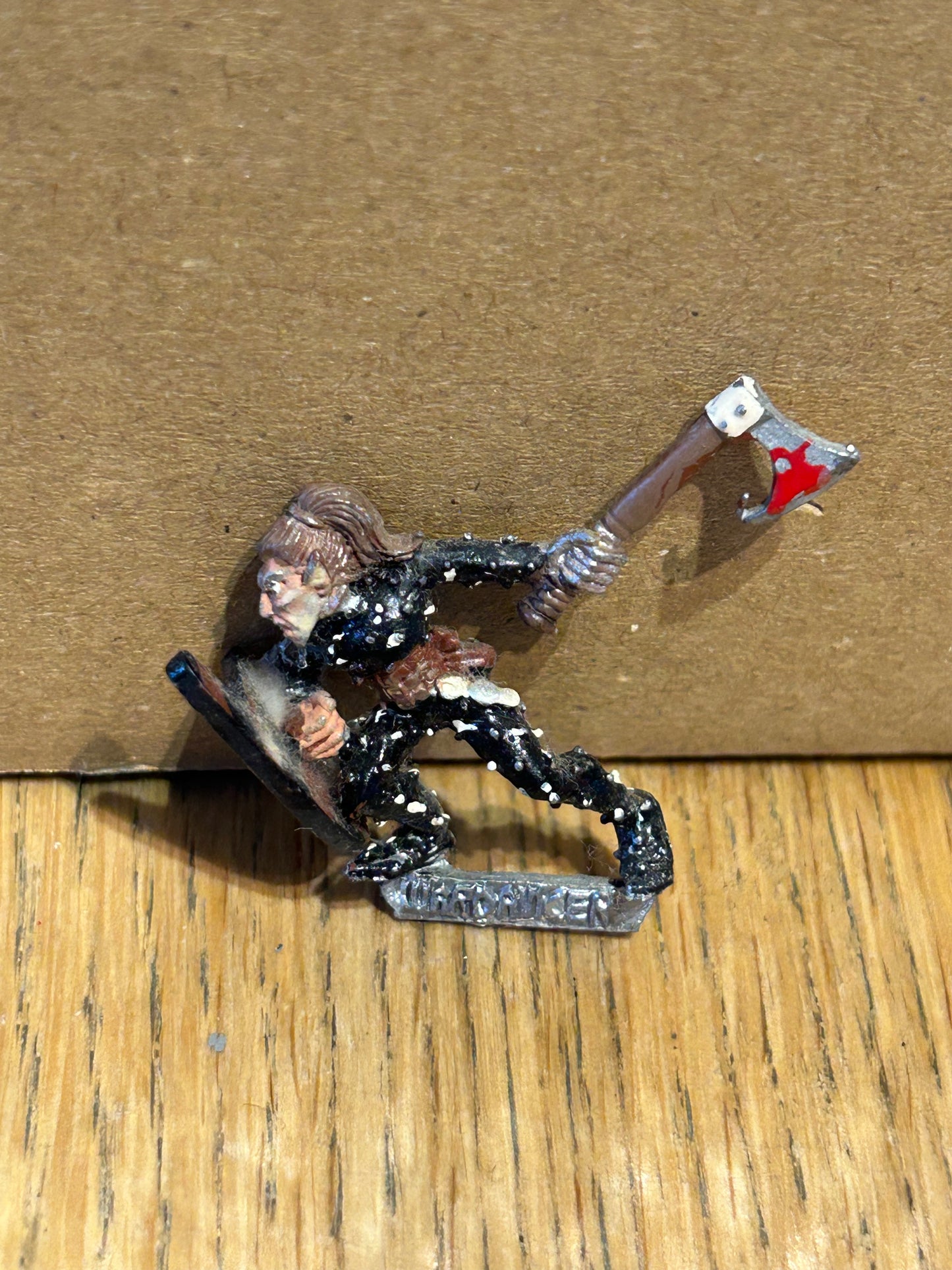 Warhammer Fantasy old world wood elf  wardancer with axe