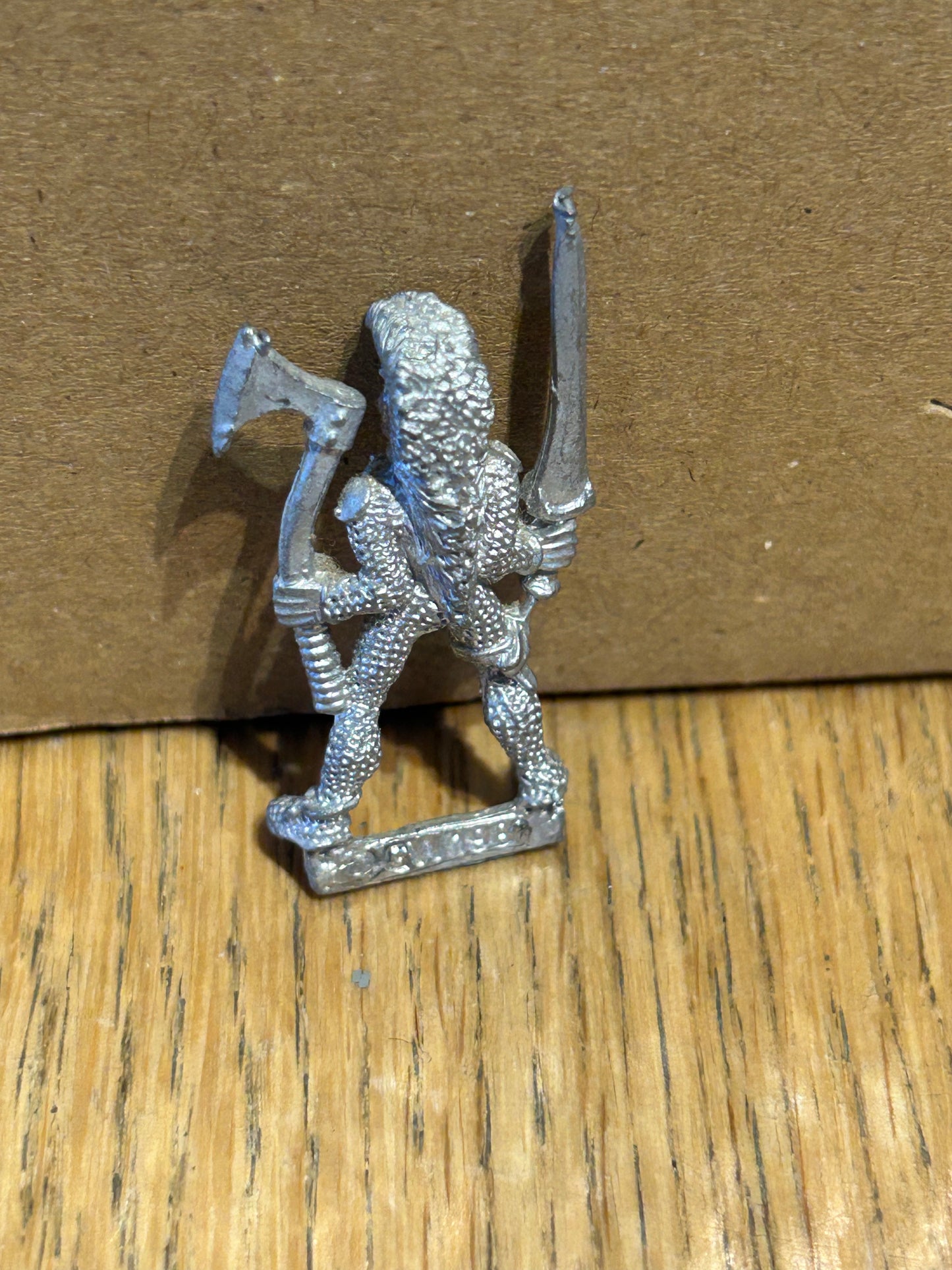 Warhammer Fantasy old world wood elf  wardancer with sword and axe  Yaloor