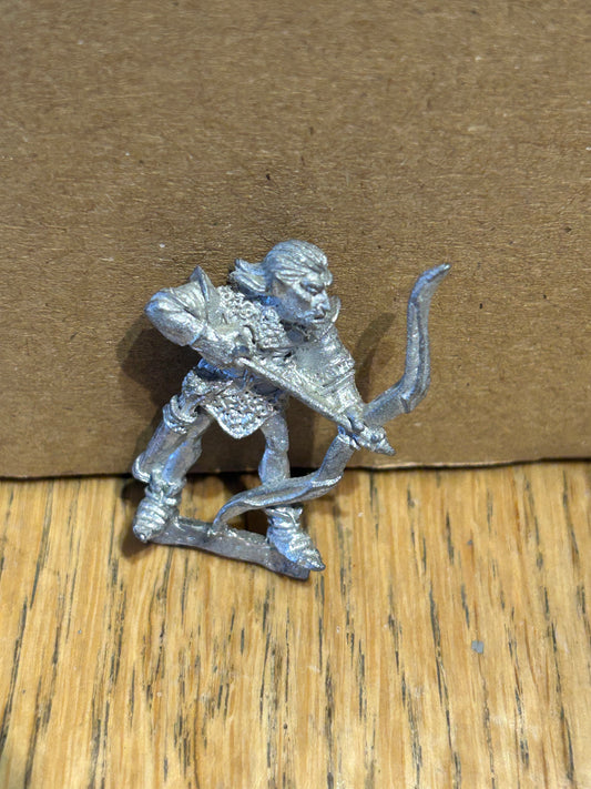 Citadel Warhammer classic 80s LOTR ME32 Noldor Deep Elf Archer Lord of the rings or high elves