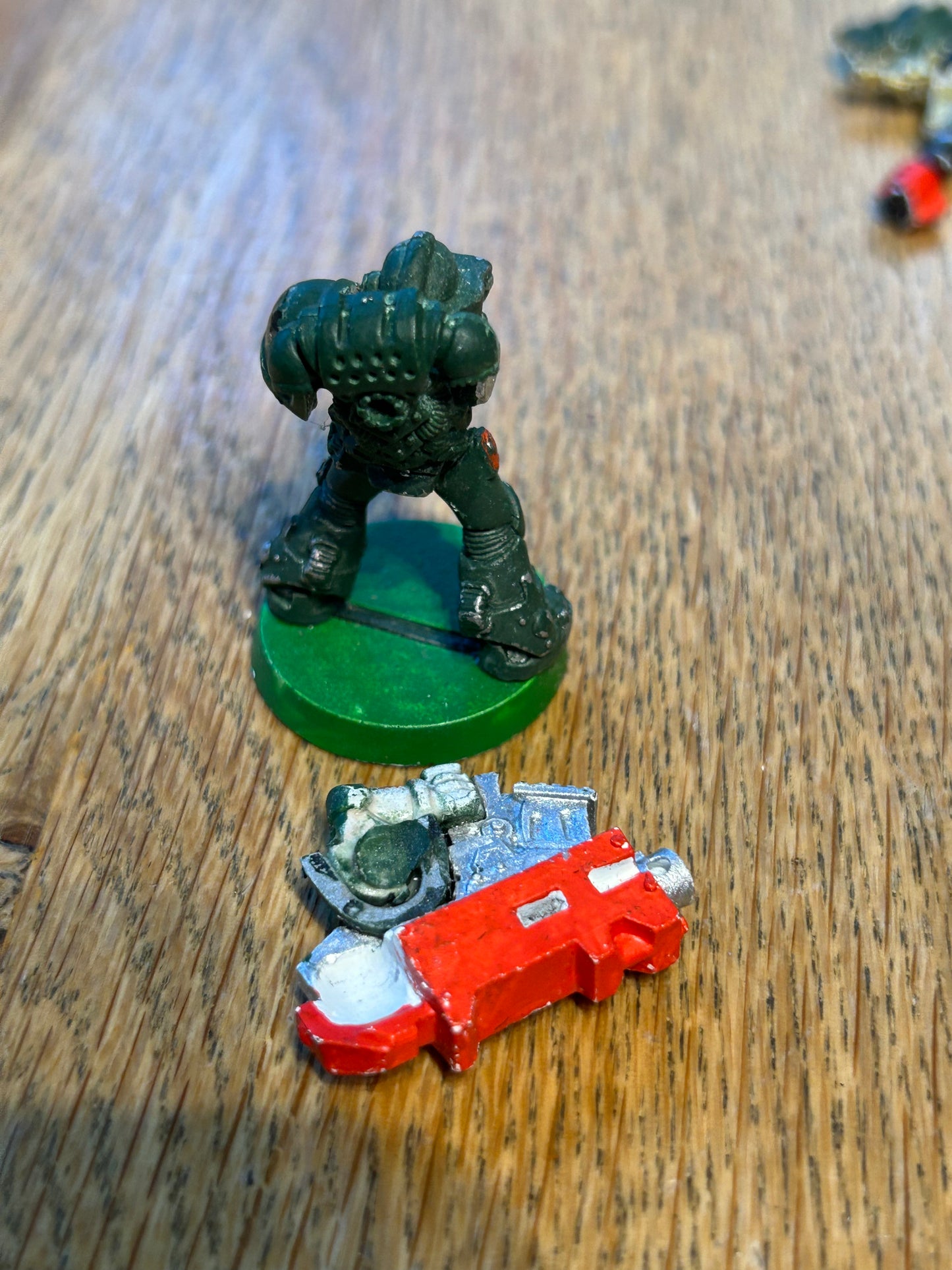 Warhammer 40k second edition space marine with heavy bolter