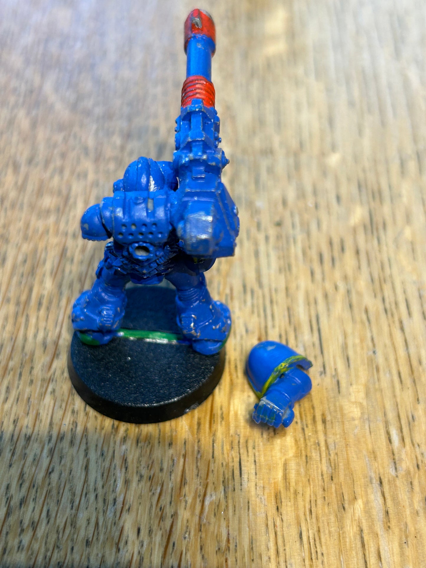 Citadel Games Workshop Devastator Space Marine with Lascannon 1990s Metal