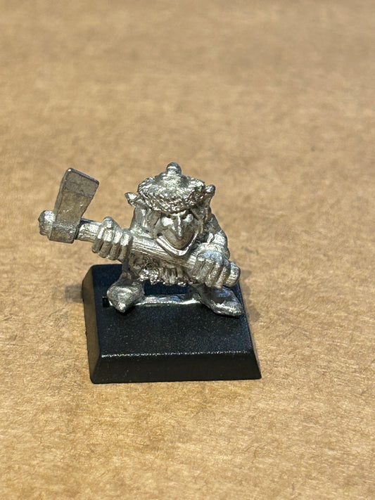 FOREST GOBLIN WITH AXE METAL WARHAMMER FANTASY AGE OF SIGMAR ORCS & GOBLINS (5 available)