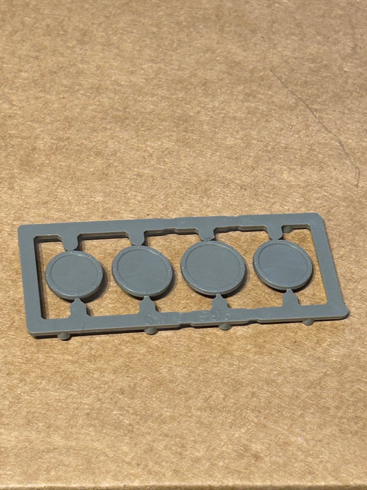 Warhammer Shield x4 Round Shields BNOS Sprue Games Workshop 1993