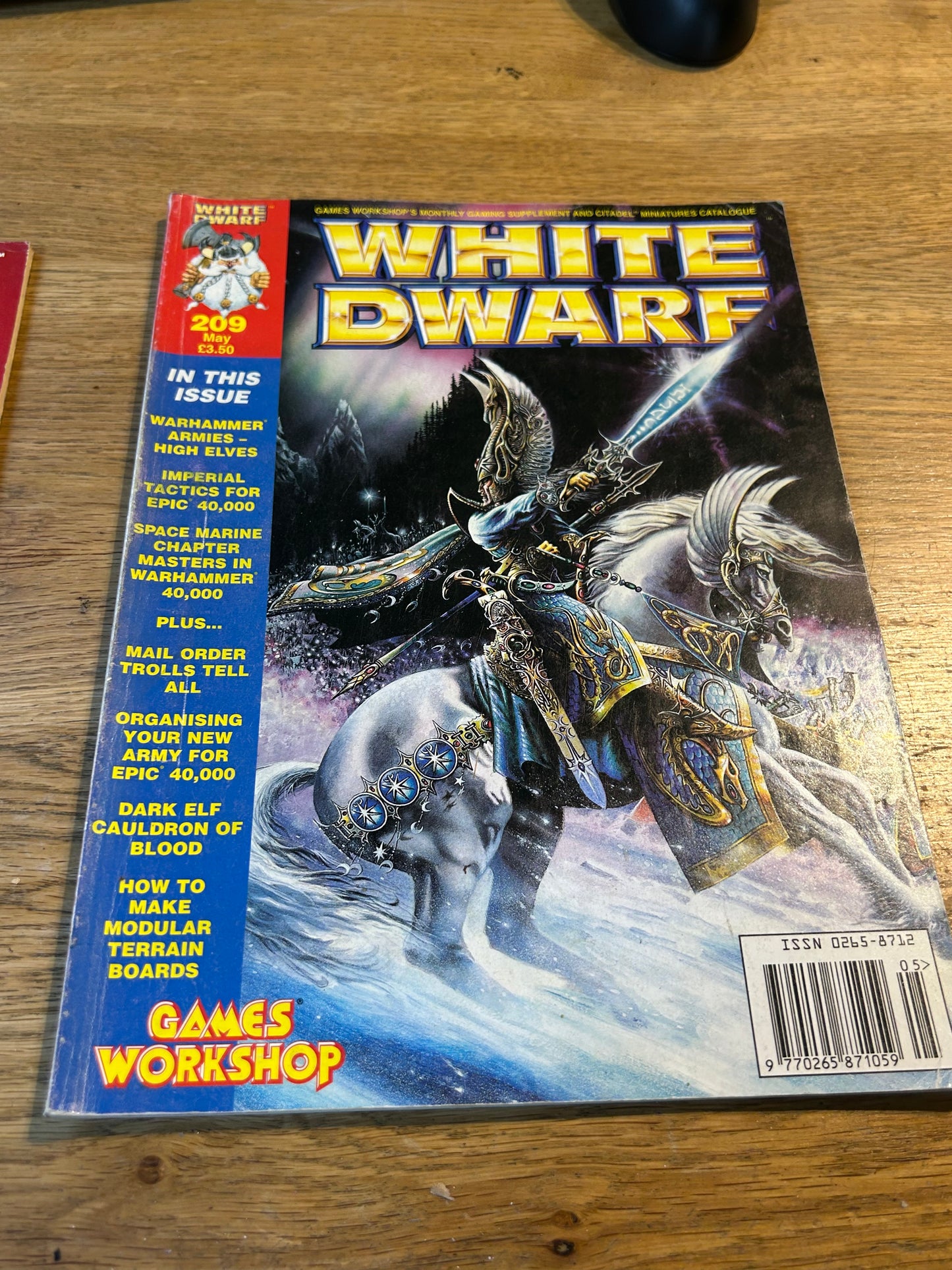 White dwarf issue 209 (no cards)