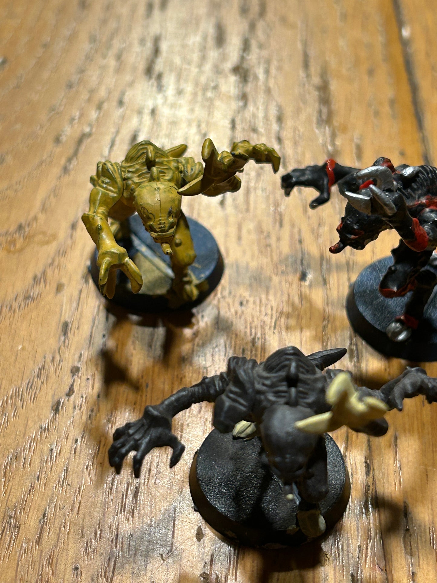 Warhammer 40k damaged/broken Genestealers x9