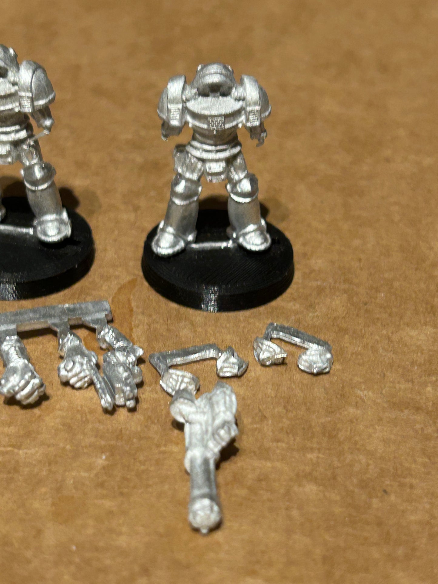Checkpoint miniatures 28mm Grem Alliance Reaper suit x2