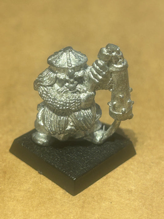 Warhammer fantasy marauder miniatures dwarf long beard with flail