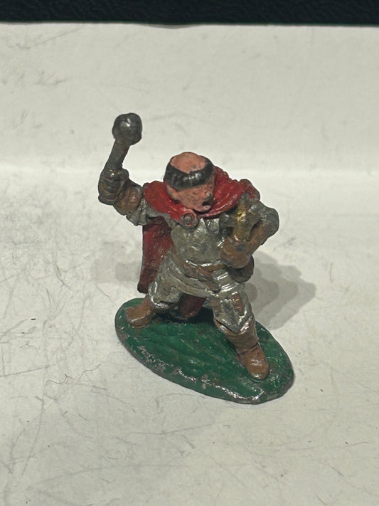 Warhammer Citadel Fantasy Adventurer FA3-2 Cleric with Cross and Mace Spring ’82 bretonnian