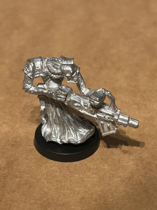 Games Workshop Warhammer 40k Rogue Trader Chaos Renegades tzeentch renegade with a fungus body Heavy bolter (not glued on)