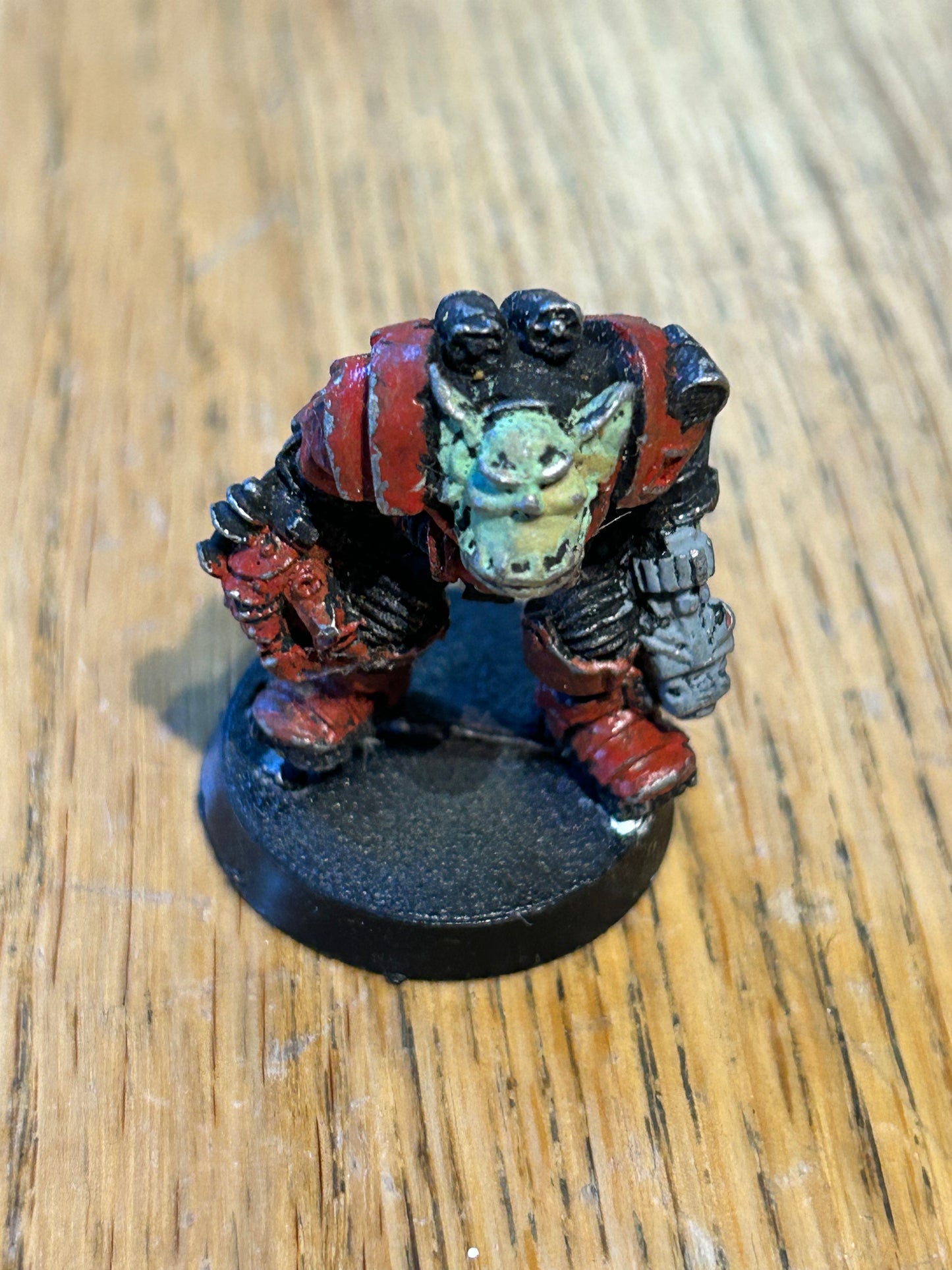 Warhammer 40k rogue trader ork commander with power arm and bolta RT202 (15)
Vashkor Drool