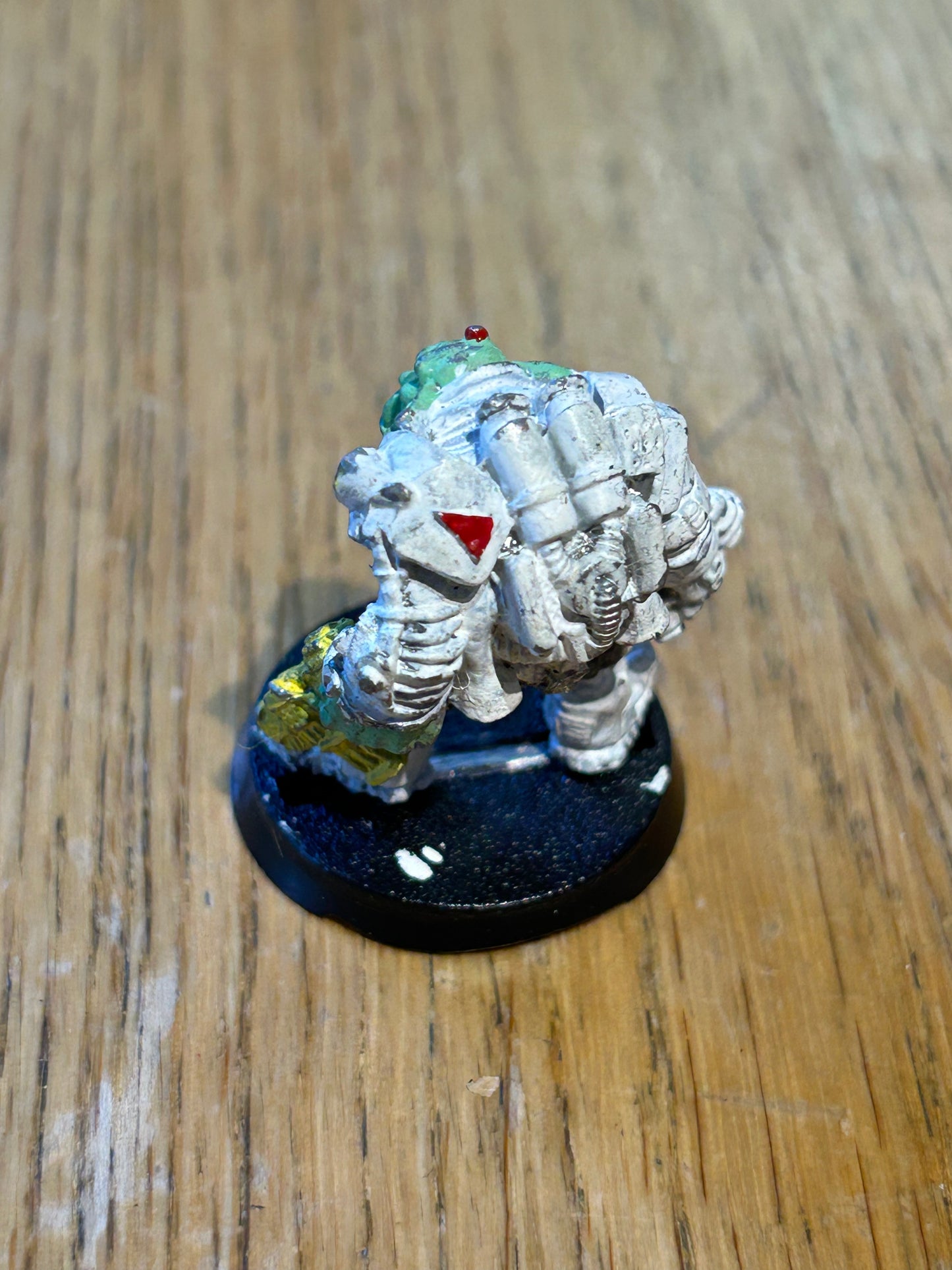 Warhammer 40k rogue trader ork commander with power arm and bolta RT202 (12)
Gordal Luggub