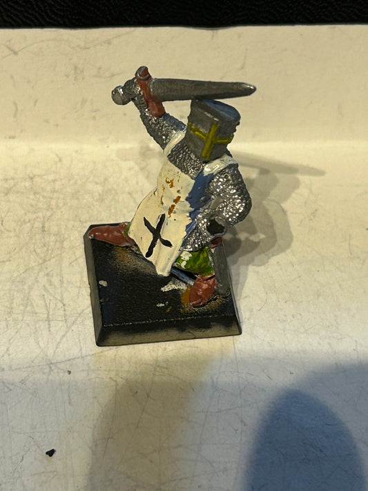 - F4 FEUDALS BARON Gisbar - 1986 METAL - CITADEL WARHAMMER fantasy bretonnian