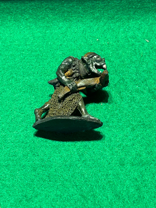 Citadel - Pre Slotta - Warhammer - C15 armoured Orc Warrior -  with crossbow 1984