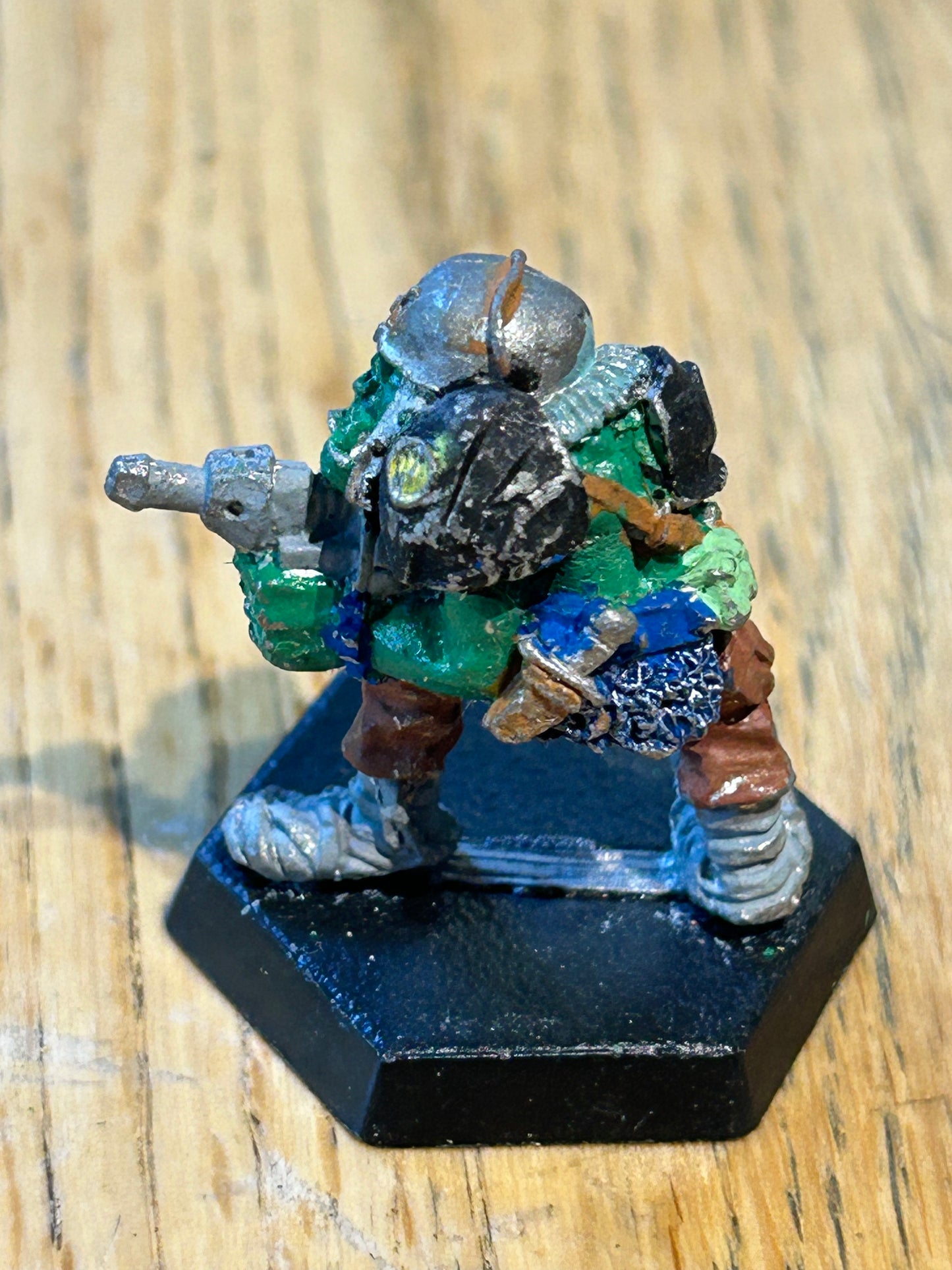 Warhammer 40k rogue trader space ork raider trooper