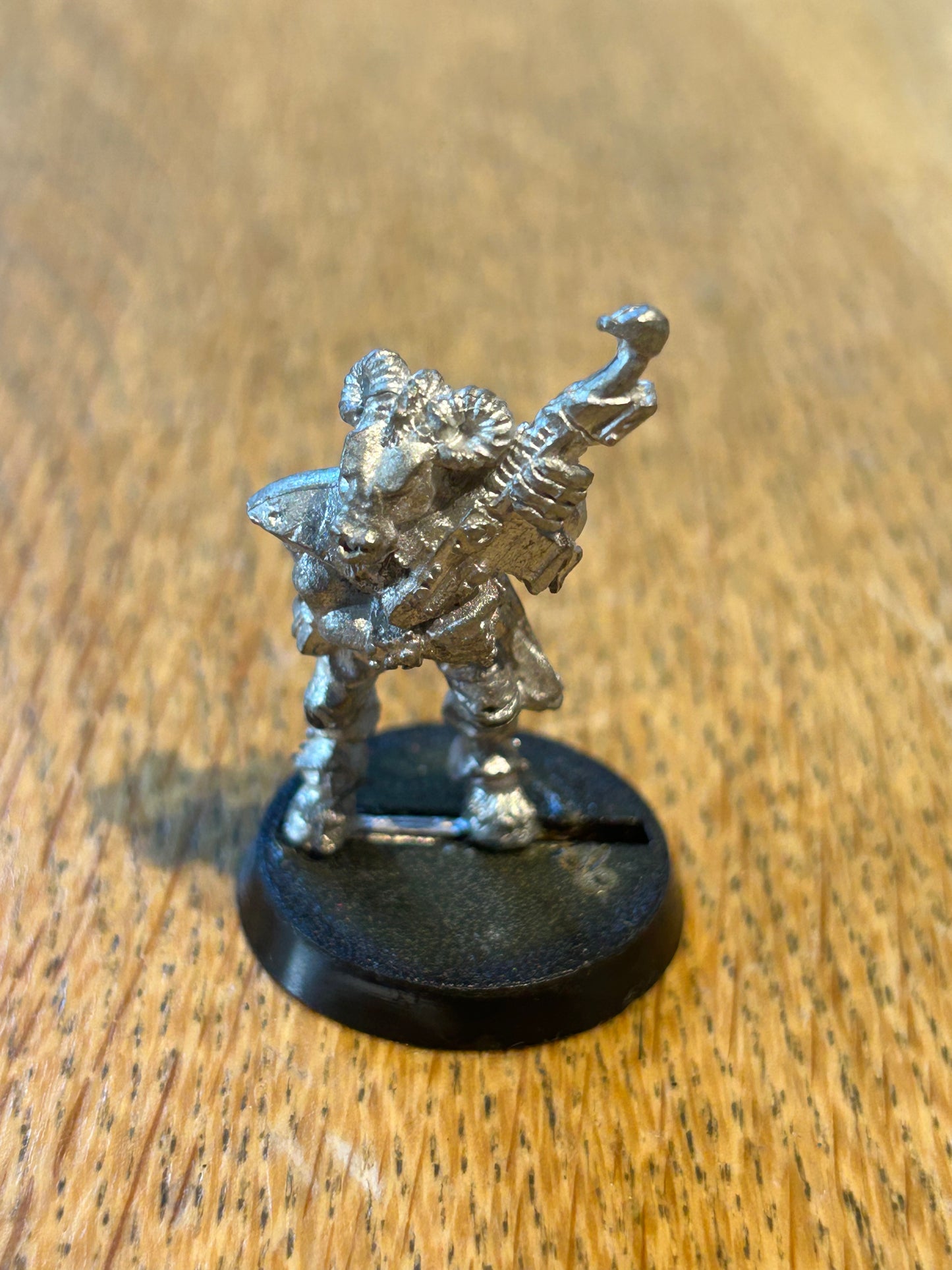 Imperial Guard Beastman B-TPR Gaxt Autogun RT501 Rogue Trader Metal Citadel
