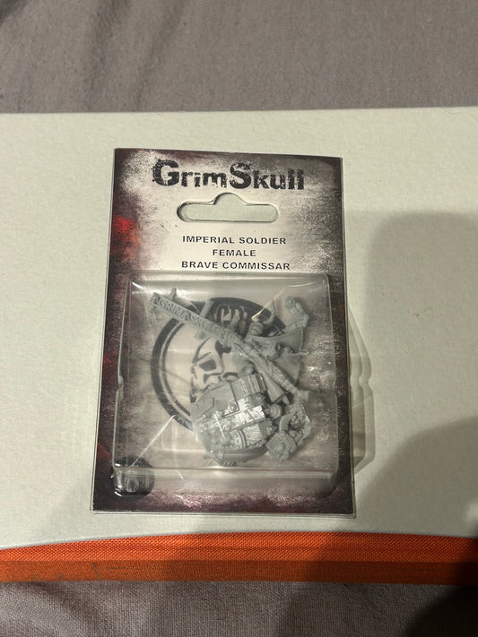 IMPERIAL FEMALE BRAVE COMMISSAR warhammer 40k imperial guard Grim Skull