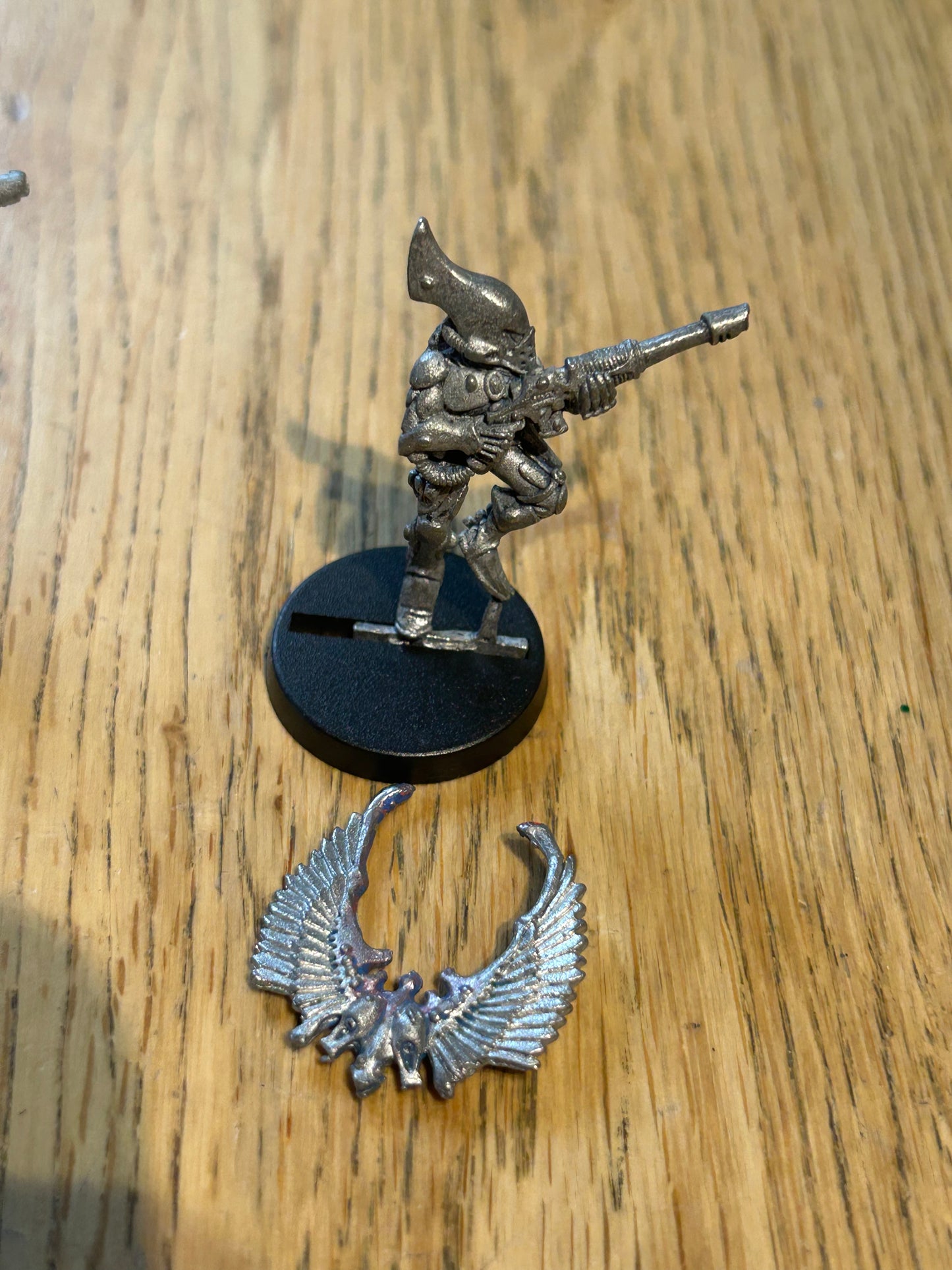Warhammer 40k Eldar Swooping Hawk (has been stripped)