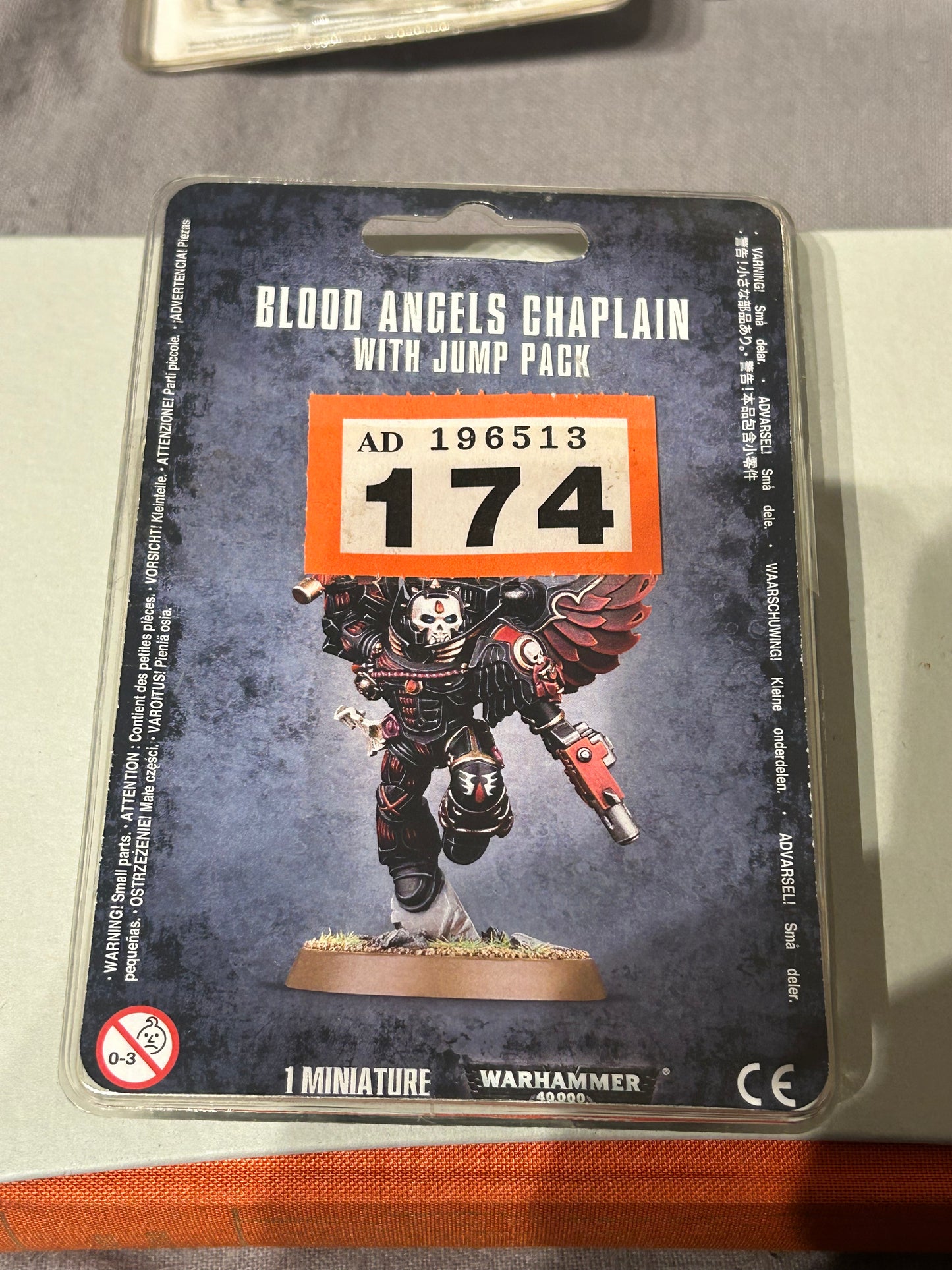 Warhammer 40,000 -- Blood Angels Chaplain With Jump Pack - GW-41-17 new in box