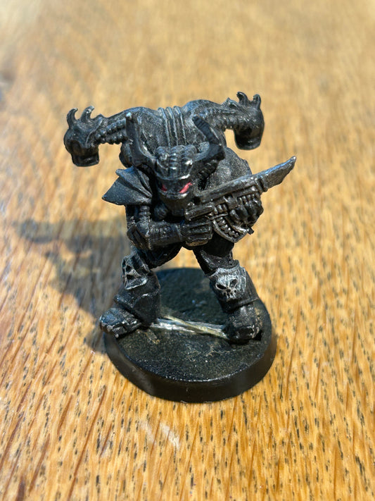 Vintage Warhammer 40k Chaos Renegade with Bolter Metal with backpack