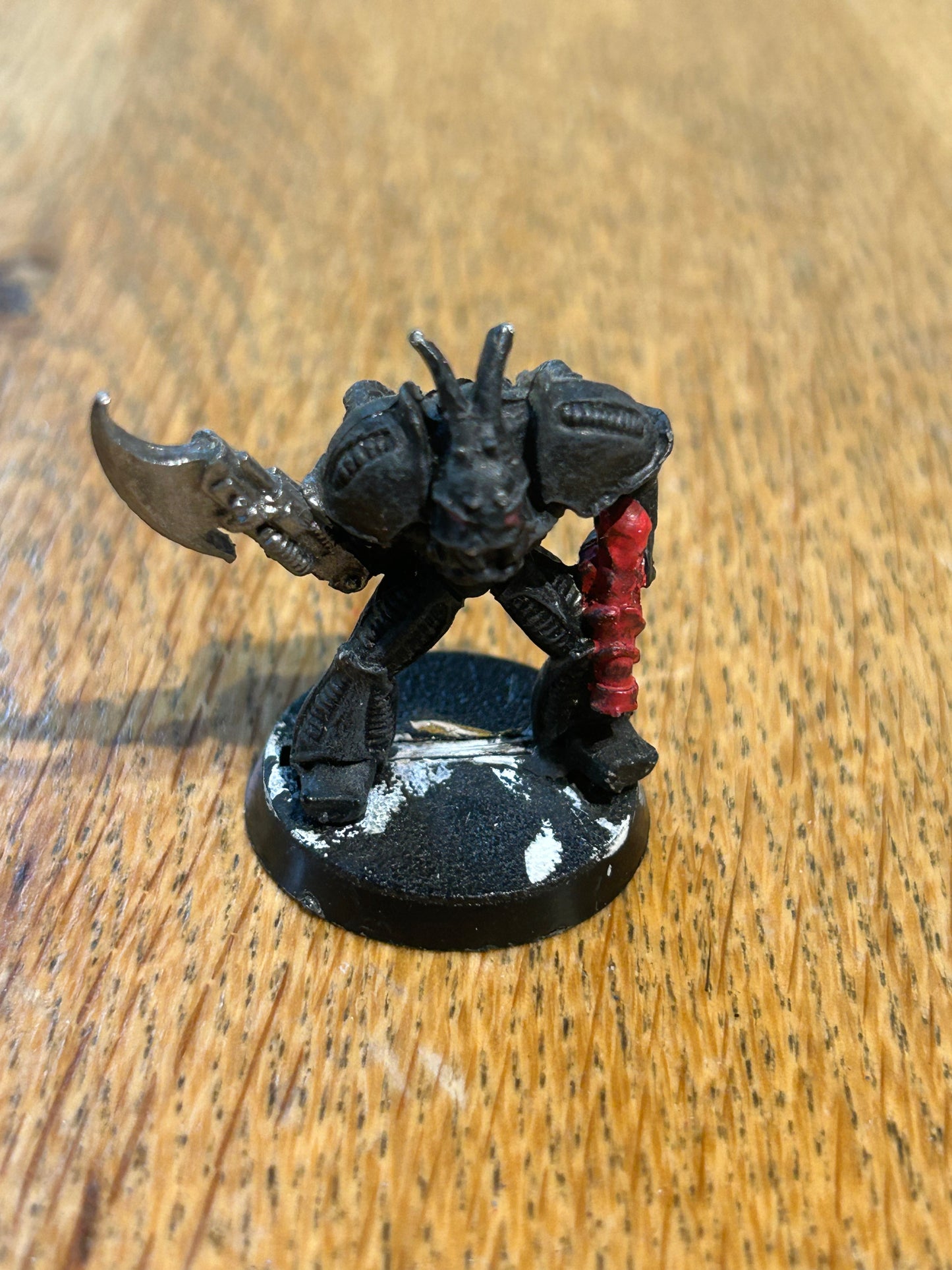 Vintage Warhammer 40k Chaos Renegade with power axe arm no backpack